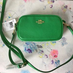 Mini Coach purse Green new with tags
